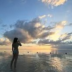 Beach Stories: A Majestic Casual Mix