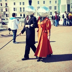 Put the Lids Back On