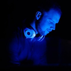 Mike L. Fuse - Distant Beats #4 - twenty:five