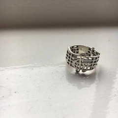 Moving - Original by Lia Verdeja