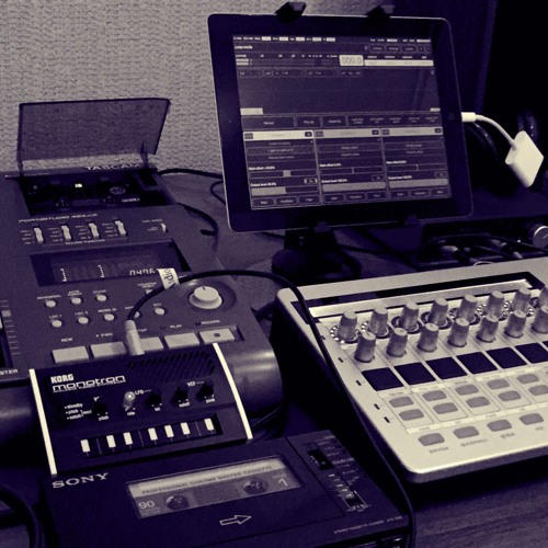 Abstract Patterns (Korg Monotron and FieldScaper app)