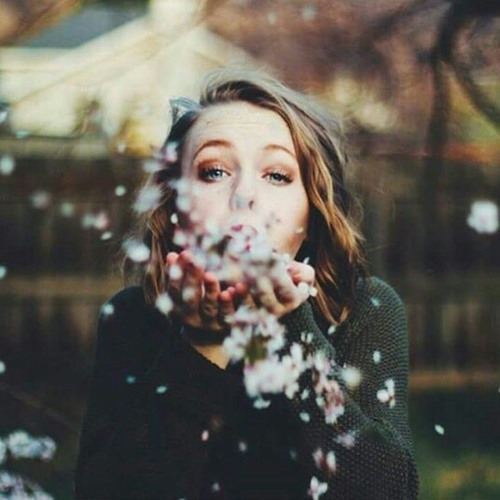 Güliz Ayla Olmazsan Olmaz