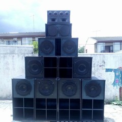 uhurudubplatelikklejotastylefashion