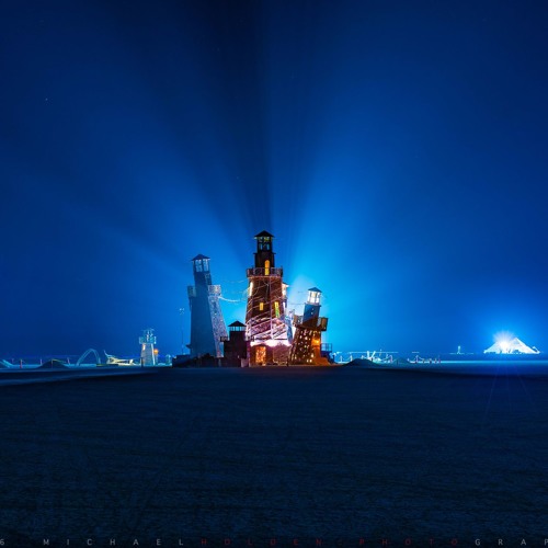 Stream De Kunstenaar Listen to "Burning Man" Sets playlist online for