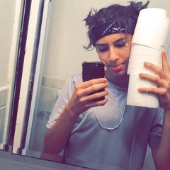 LOOKING AT ME ( Alex tha producer )