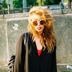 Yulia Nelson - Ostrov