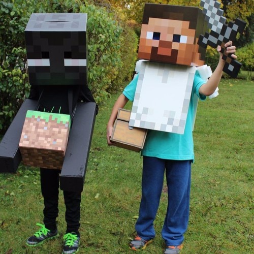RAIDERS!! (CHAINSMOKERS - CLOSER MINECRAFT PARODY)
