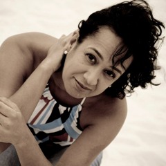 TRISTE AZUL ( Magali) Gravação Caseira