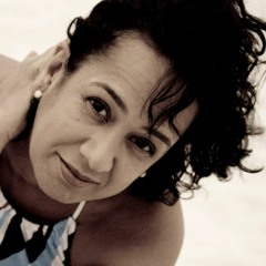 UM AGRADO AO SAMBA ( Magali) Gravação Caseira