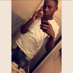 Zaayonnarise: Chase Dat Bag