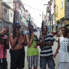 MC LB MC Gudan MC Lan e MC Moikano - Senta Pros Traficante (Fioti RW)