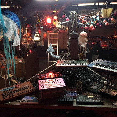 Live, Raw And Uncut @ Klaus/ZH Mar 2017