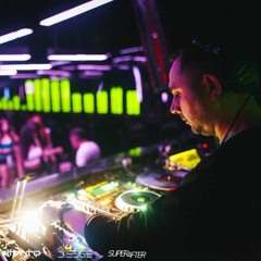 Daniel UM [D-EDGE] - Podcast Techno Friends #001