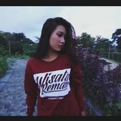 Stream DJ Ijinkan Aku Selingkuh Cabe Cabean Pondok Batuan by dewiie Stream DJ Ijinkan Aku Selingkuh Cabe Cabean Pondok Batuan by dewiie