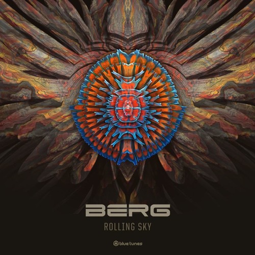 Berg & No Comment - Round Trip