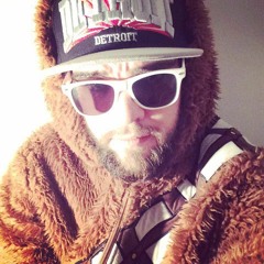 Turnin Up (Prod Jrumm Major) Chewy Hooks ft Kai V, Rayfelle