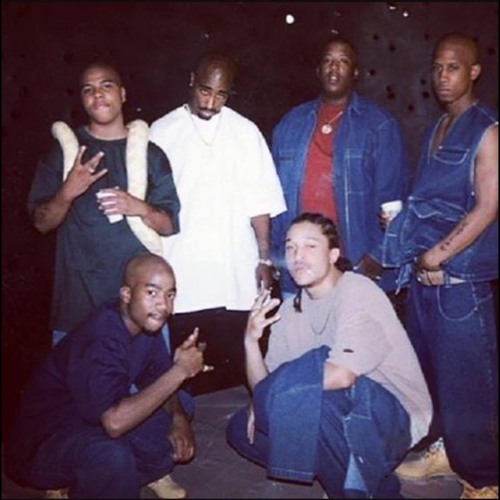 Stream Thug Pound ( #MashUpMondayz ) - Tupac ft Kurupt
