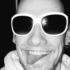 FEL_X-B-LIVE@MusikkücheOst-LassMichArztIchBinDurch