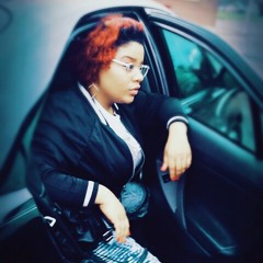 Red Snappa too close to me