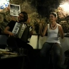 Chas Da Po Chasu Den Prohodit (Days Pass Hour By Hour)