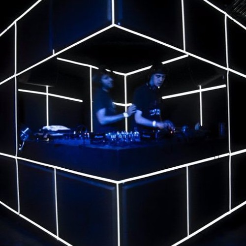 Flight Facilities - Paris Social Club - 70's DJ Set