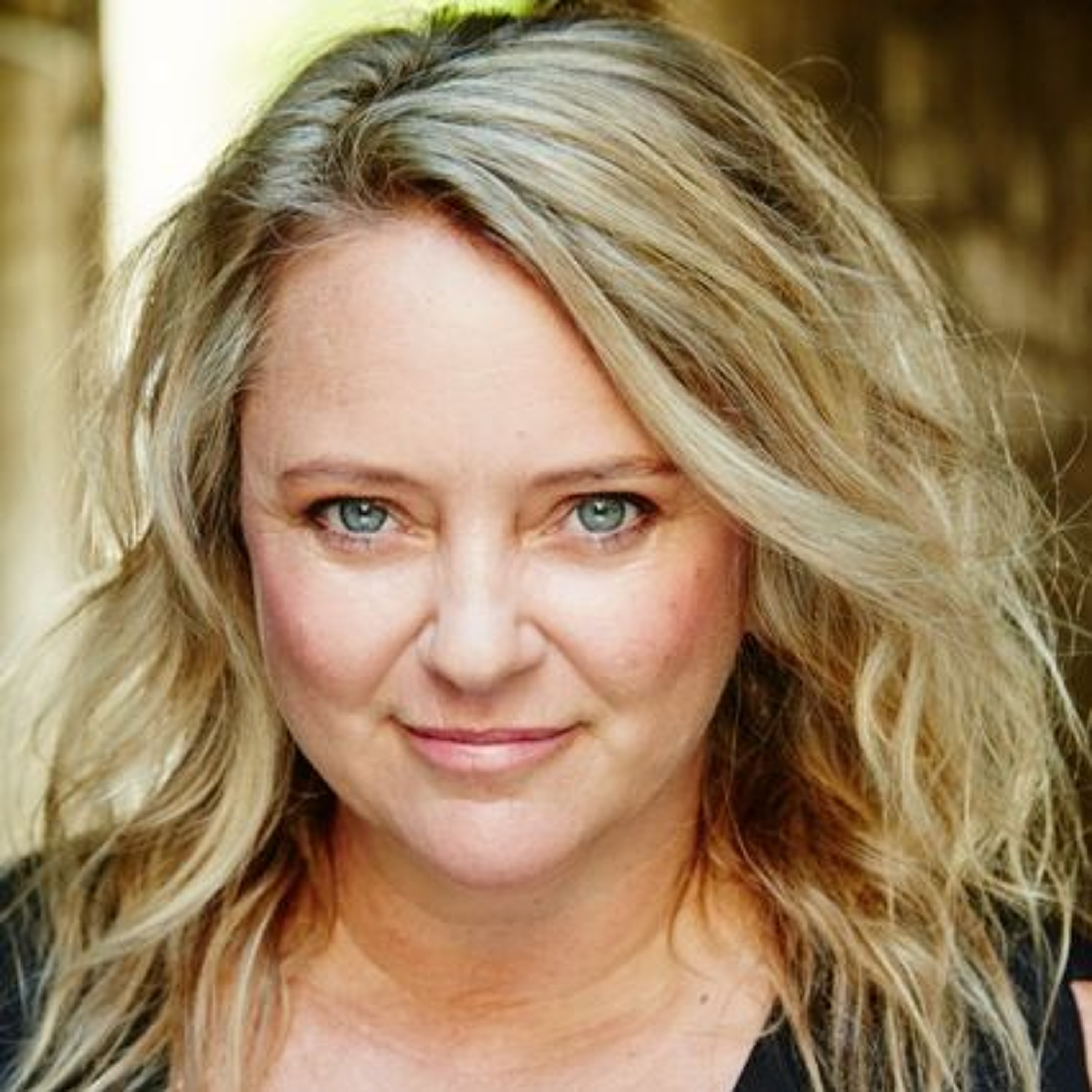 Mandi Ronald - voice artist