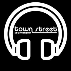 Little L (jamiroquai cover) rough like! ;-) at At home on't sofa