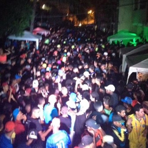 MTG - BAILE DE COMUNIDADE (DJ BRENIN) MC ALEMÃO, PLK,FP,GW,FLAVINHO,BRAYAN