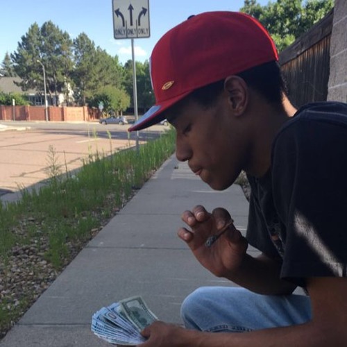 LOONEY - In Deep Thought