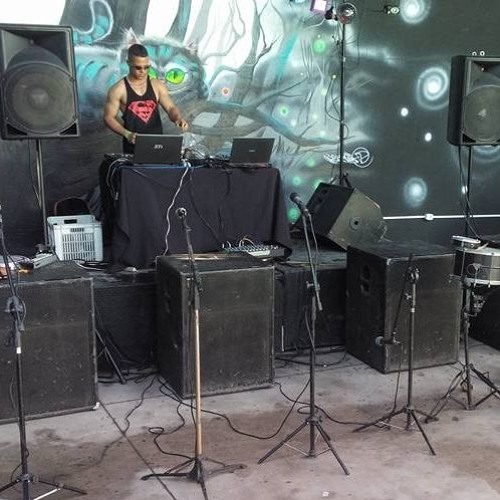 4i20 & Mandragora -Together Everyday Vs  Doktor Froid & Aura Vortex - 8bit Adventure