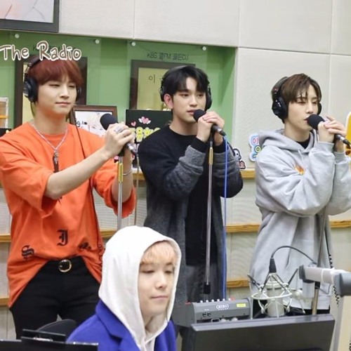 갓세븐 GOT7 마크 & JB & 진영 '예뻤어' 라이브 LIVE - 170323[이홍기의 키스 더 라디오]