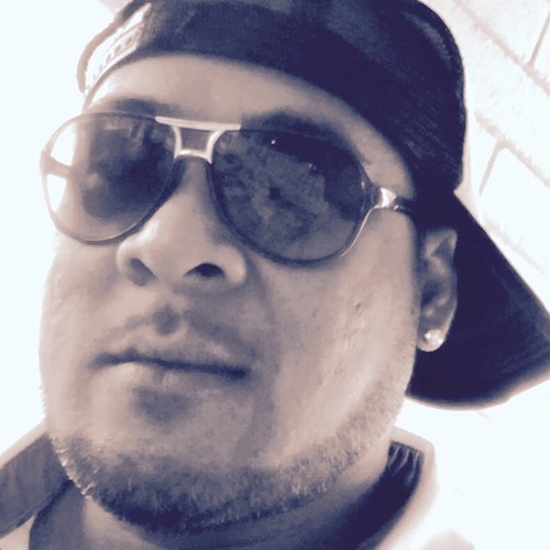 Met Namoten Awom a apasa pwe tong by Dphan