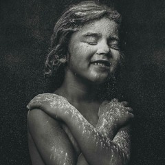 صورة في السماء - عهود الأشخري