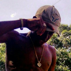 Pretty lil mama by:Taenubs