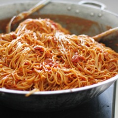 Spaghetti (ft. Moe)