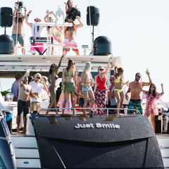daZZla @ Smart Charter Ibiza´s Yacht Party [Party Classics]