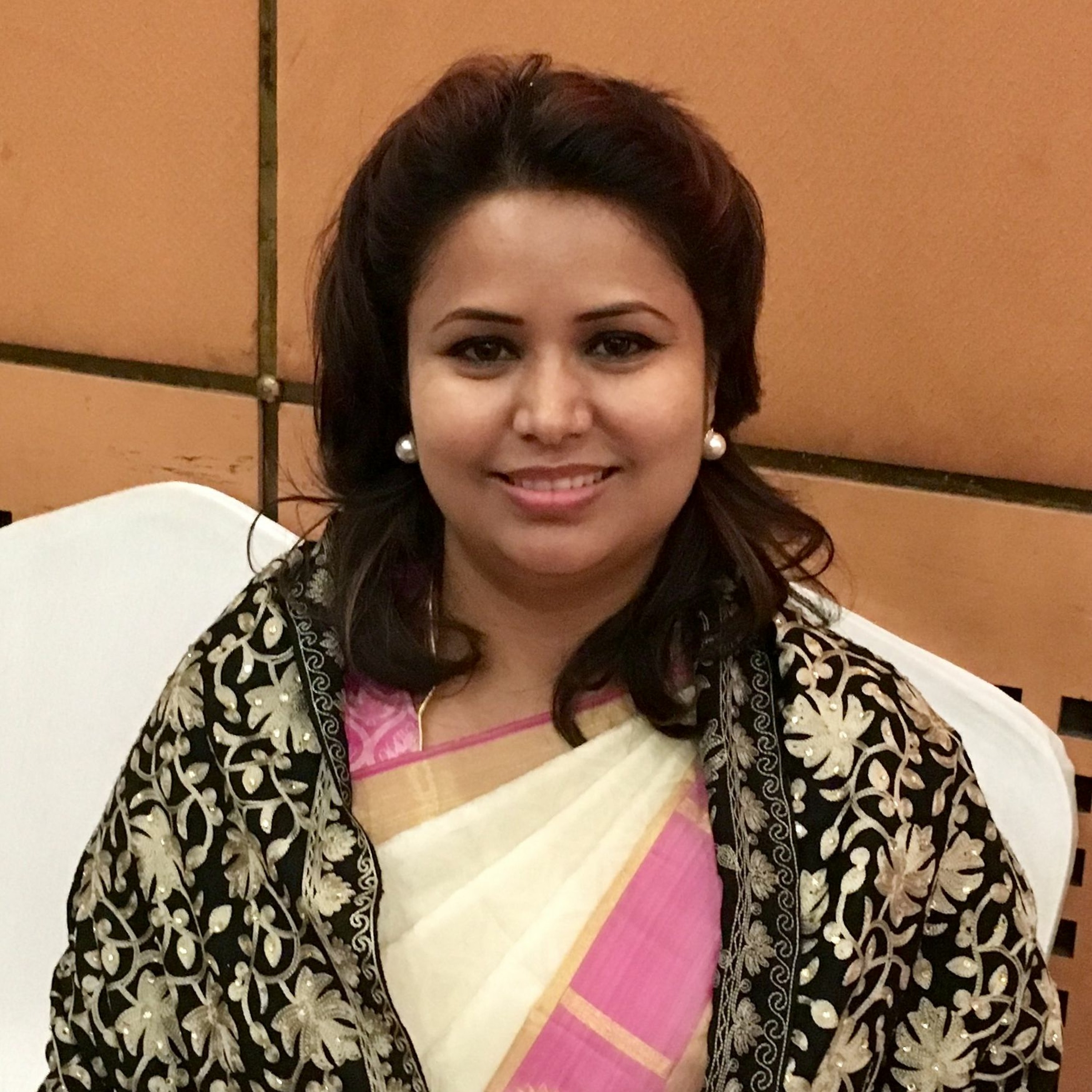 १७ वर्षमै टाई गोजीमा हालेर आफ्नो बिजनेस