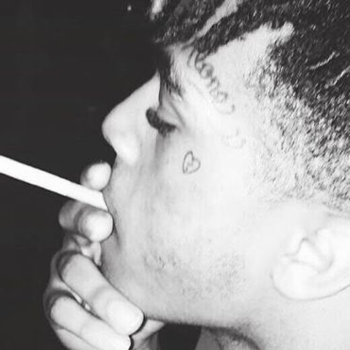 xxxtentacion - Emoji (feat. RONNYJ X Y E R R B E A T $)