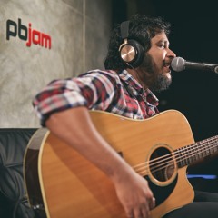 Yoosuf - Kaala manna/Fudhunu Bakari Kohtakaa Havaalu Vi Raskaleh at PBJam Couch Sessions