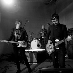 Alex & Adam Lipinski with Graham Nicholls and Jon Whitfield 'Harvest Moon' (Neil Young)