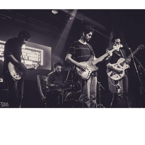 Castêl Bravo - MÃ¡rtir (Rough)