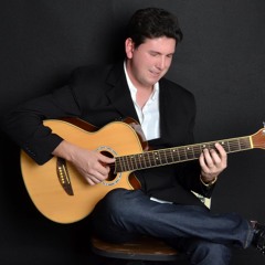 you gotta love someone (Elton John) Cover By Ricardo Lima