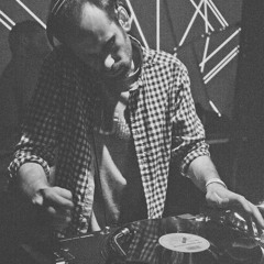 POUTCAST #32: Dj Steaw