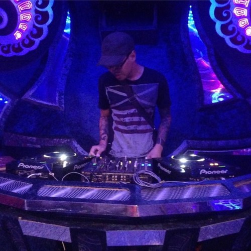 Hỏi Thăm Nhau - TB