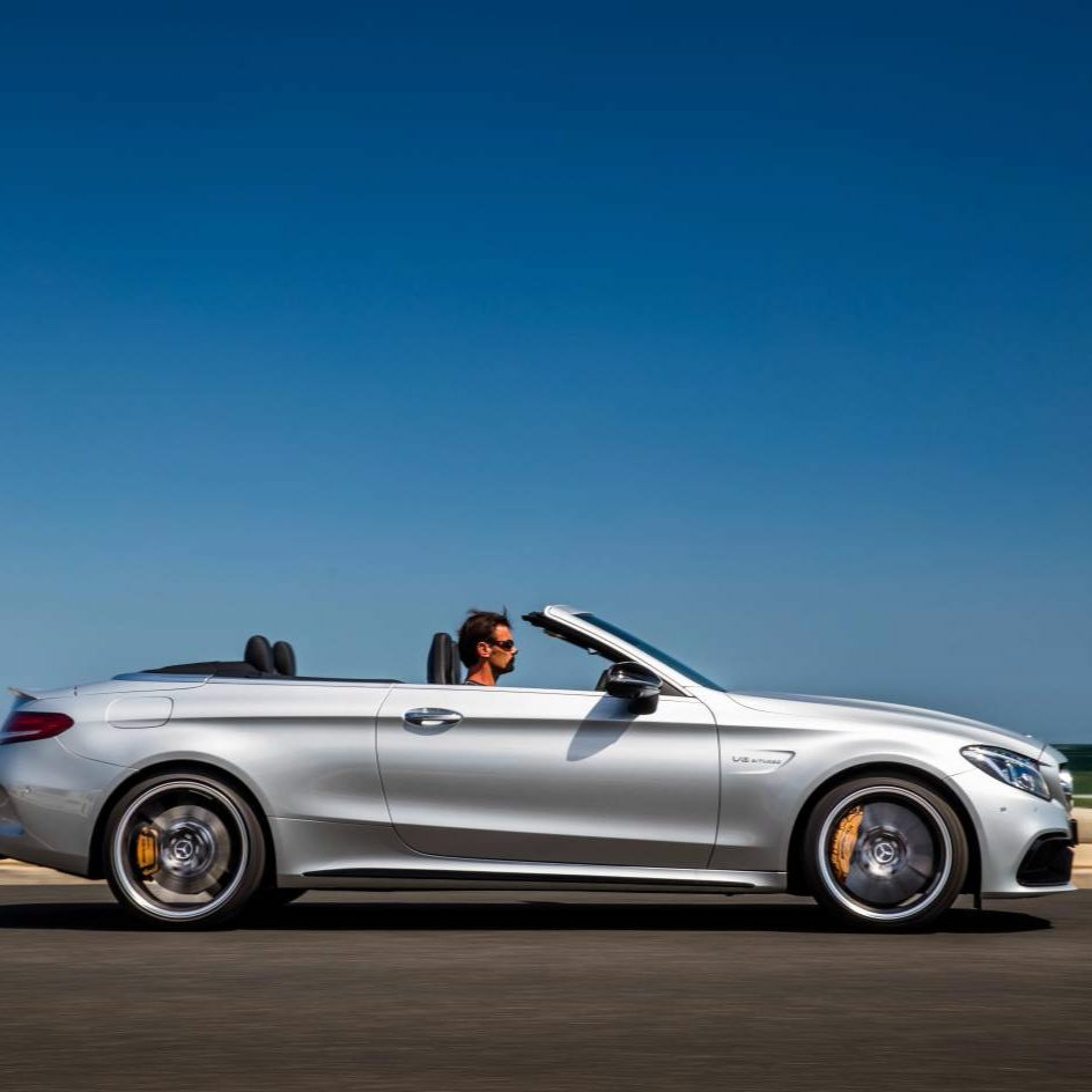 Mercedes Coupe/cabriolet: A niche car that is selling like hotcakes. thumbnail