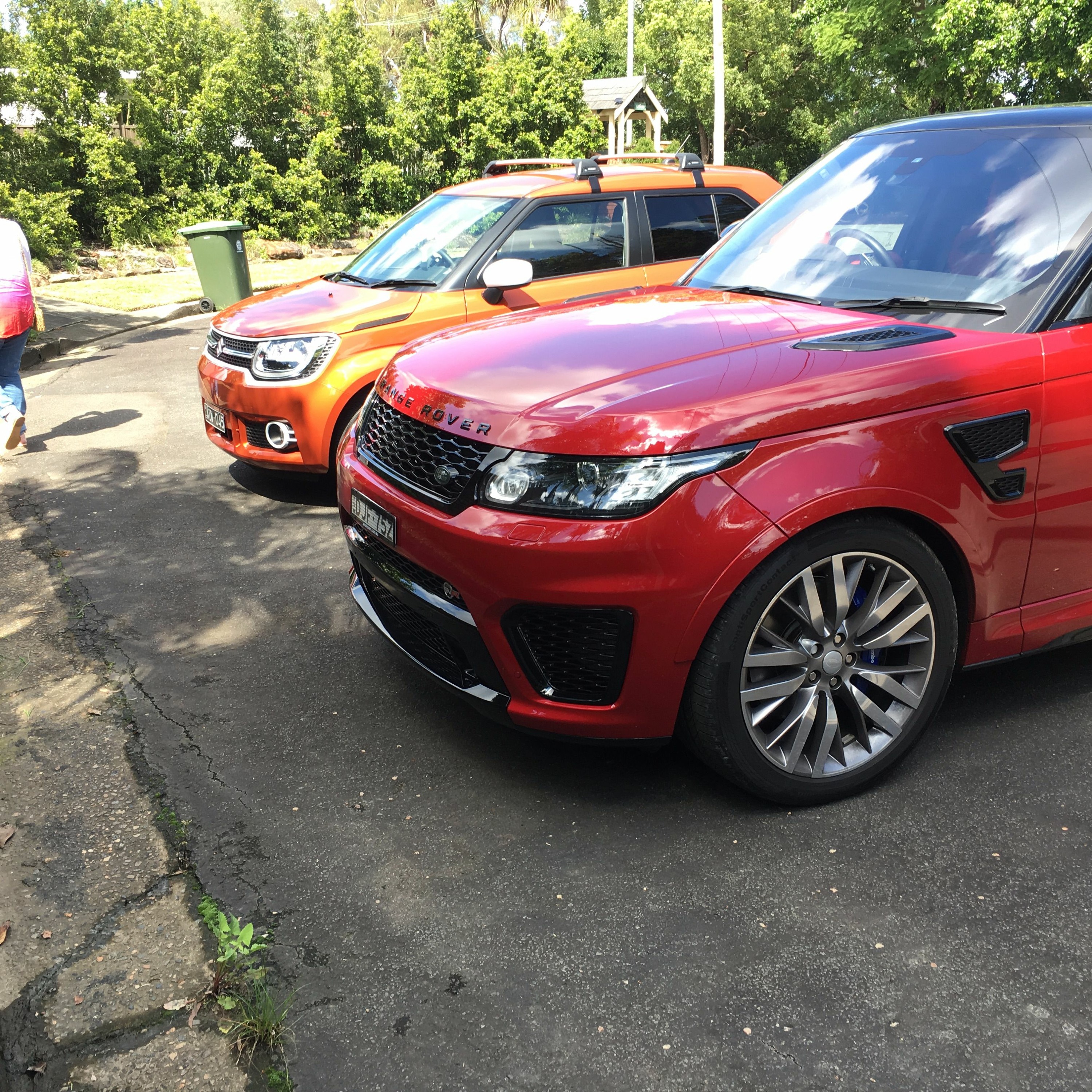 Range Rover Sport SVR 2017 – Its big and great technology for off-road. But it goes like a racer thumbnail