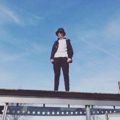 Martin Jensen - Solo Dance (EM Bootleg Remix)