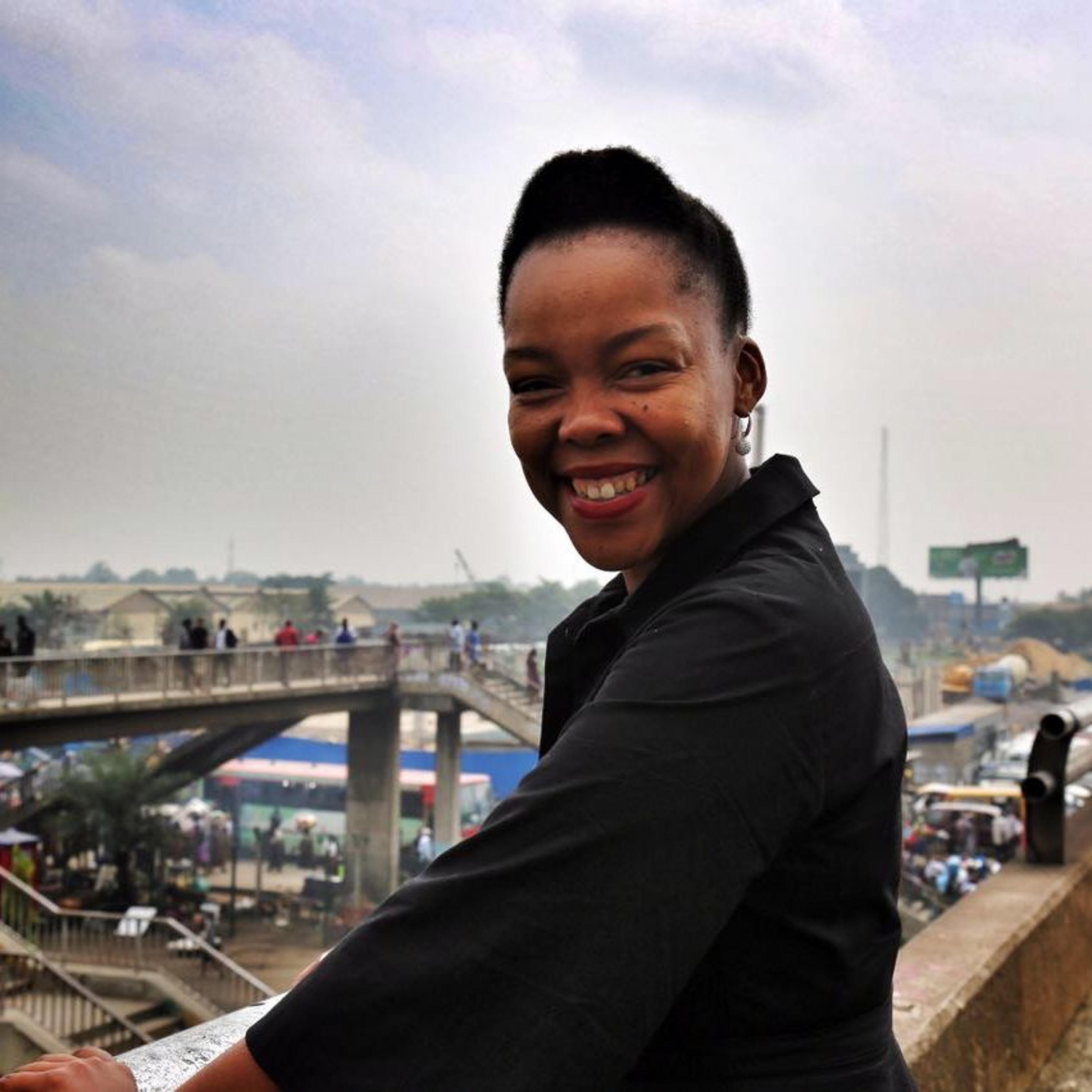 Nikiwe tells Bruce about one party she hasn't been invited to episode artwork