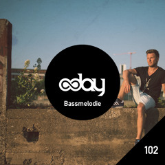 8dayCast 102 - Bassmelodie (DE)