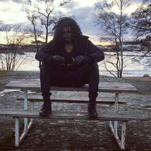 Ramy Essam - Message to MC AMIN -El General- رامى عصام - رسالة الى ام سى امين